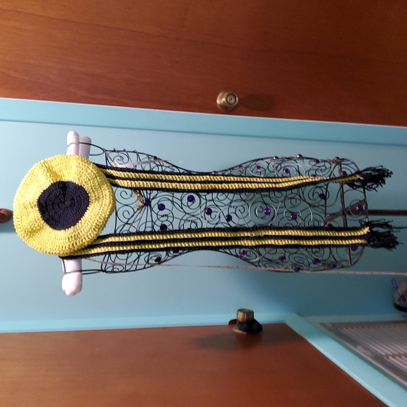 Barrett N Belt Tie Set - Picture 3 of 7